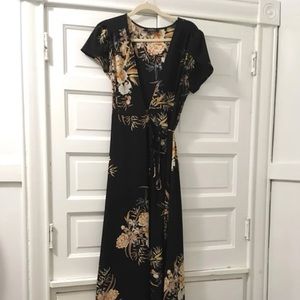 AKIRA wrap dress Large fits like a medium